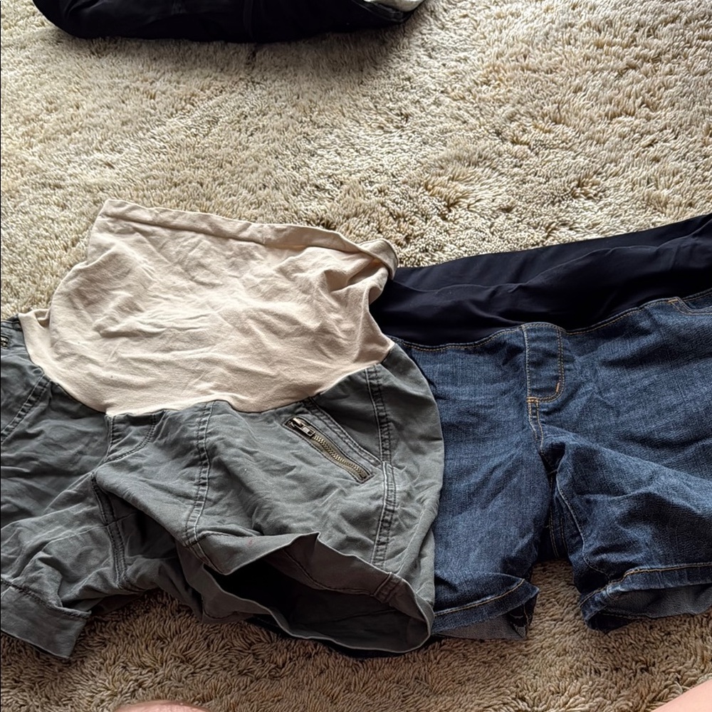 Maternity Short Lot.